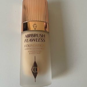 Charlotte Tilbury Airbrush Flawless Foundation